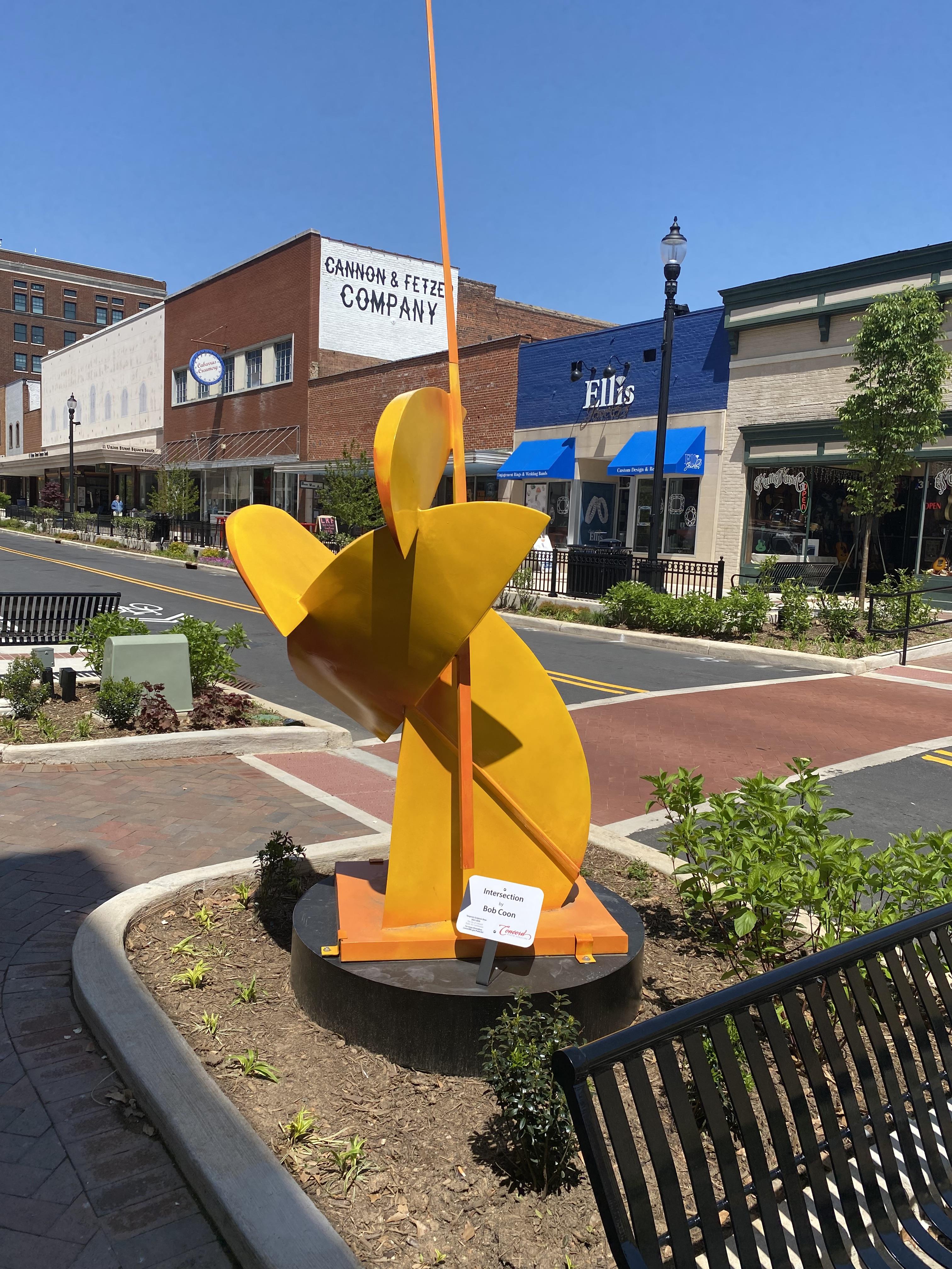 Picture showing the "Intersection" sculpture in Downtown Concord